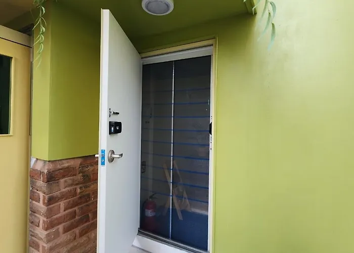 Sol "1min From Sookmyung Women's Univ Station" Apartment *